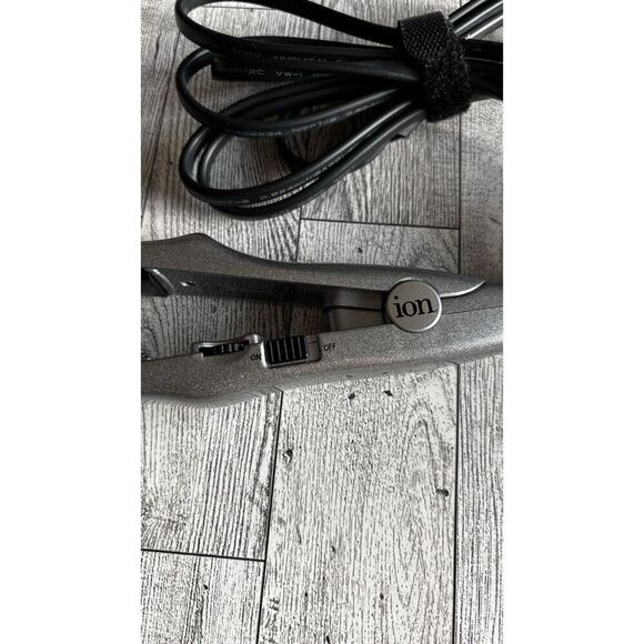 Ion Titanium Platinum 1” Hair Styling‎ Flat Iron 301013 Mini Travel & case - Picture 4 of 8